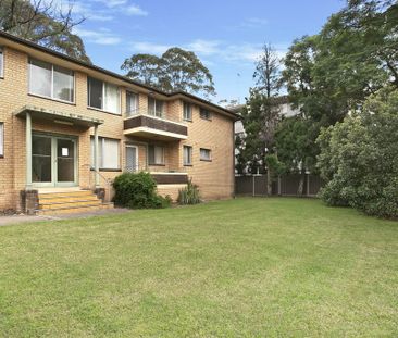 Fresh, Bright & Convenient Living - Photo 5