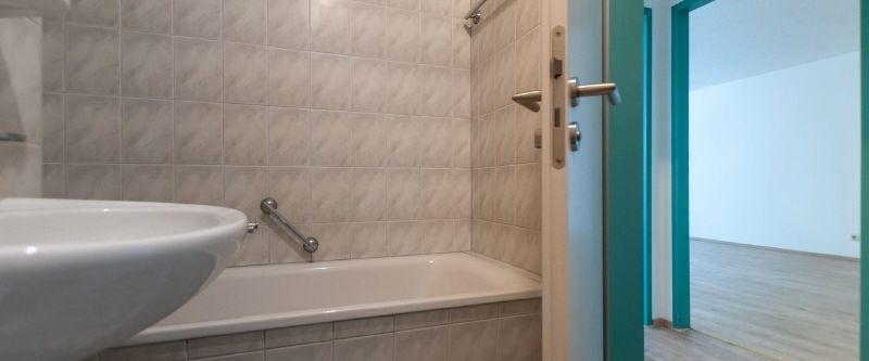 Innere Neustadt - 2-Zimmer-Wohnung mit Einbauküche und TG-Stellplatz - Photo 1