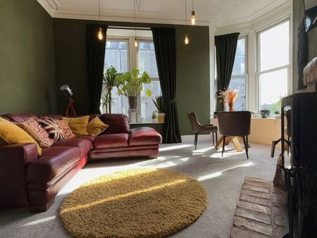 59a Rosemount Viaduct, AB25 1NR, Aberdeen - Photo 2