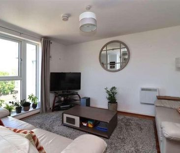 Woking, Surrey, GU22 - Photo 5