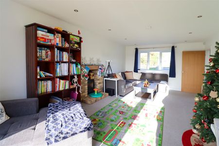 Stretham Road, Wilburton, Ely - Photo 2