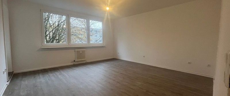 Schöne 3-Zimmer-Wohnung mit Balkon in guter Wohnlage - Foto 1