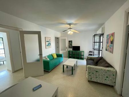 Plaza Zurraque, Sevilla, Andalusia 41010 - Photo 3