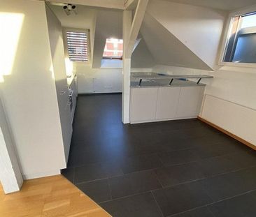 Attikawohnung an zentraler Lage befristet bis 31. März 2027 - Foto 2