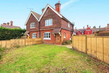 School Cottages, Mayford Green, Woking, GU22 - Photo 2