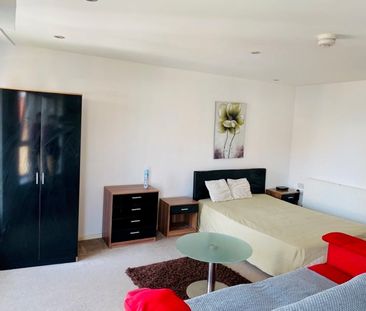 Studio Flat, Masshouse Plaza, B5 - Photo 5