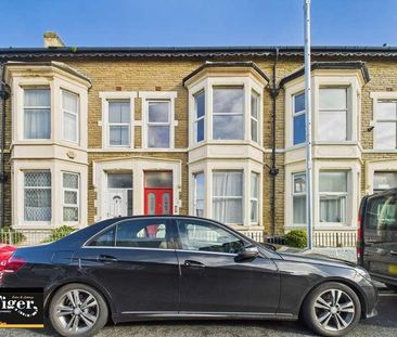 Moore Street, Blackpool, FY4 - Photo 1