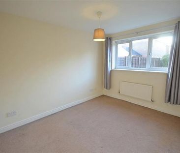 2 Bedroom Apartment To Let - Photo 3