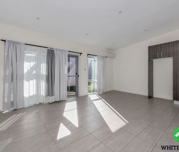 15 Lovegrove Walk, Googong - Photo 2