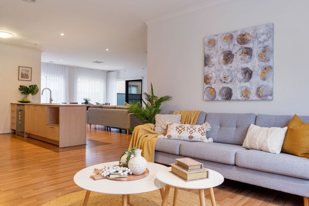 Family Comfort in the Heart of Craigieburn - Photo 1