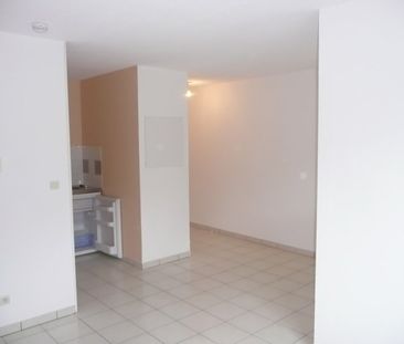 Location Appartement 2 pièces 38m² CAHORS 46000 - Photo 4