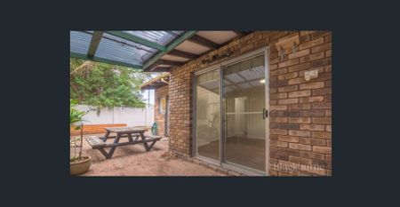 TIDY COASTAL VILLA - Photo 3