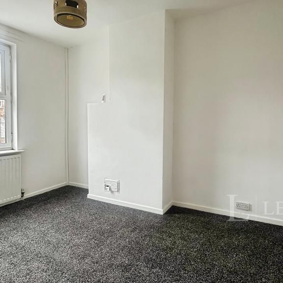 2 bedroom house to rent - Photo 1
