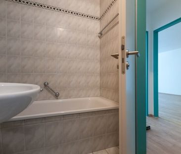 Innere Neustadt - 2-Zimmer-Wohnung mit Einbauküche und TG-Stellplatz - Photo 1