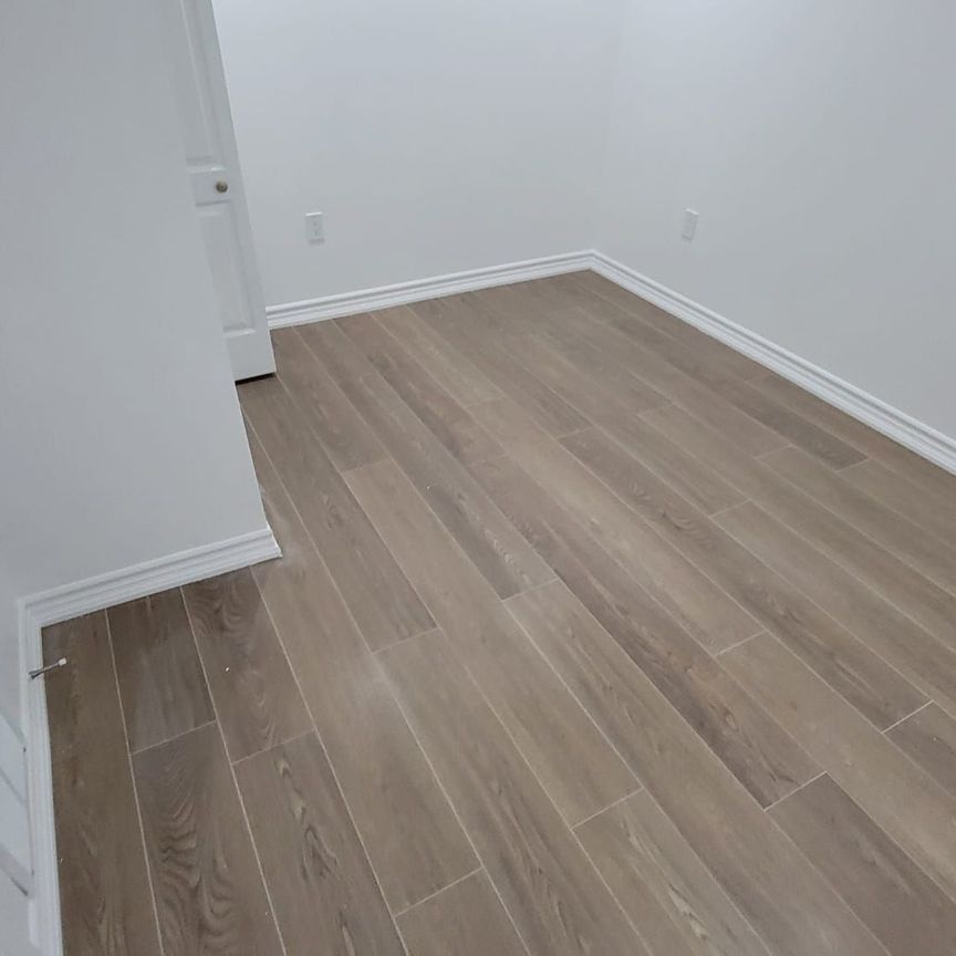 For Lease - 48 phoenix blvd Phoenix Boulevard, Barrie, Ontario - Photo 1