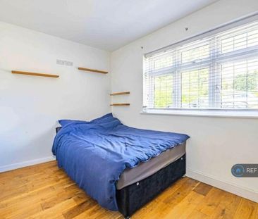5 bedroom detached house to rent - Photo 4