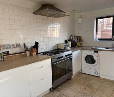 3 bedroom detached house to rent - Photo 6