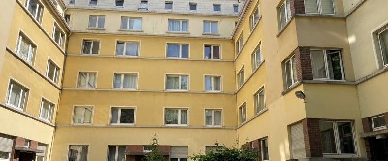 Großzügige 4-Zimmerwohnung im Erdgeschoss mit Balkon - Photo 1