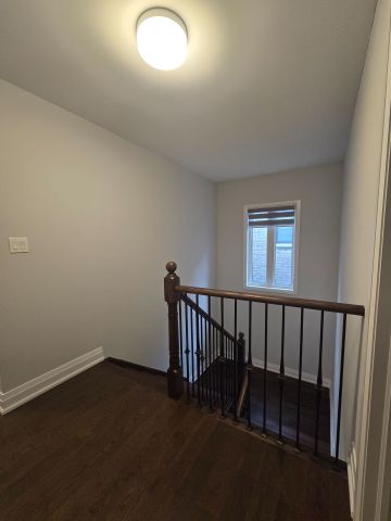 For Lease - 2 Periwinkle Road, Springwater, Ontario - Photo 2