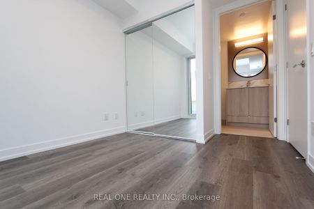 For Lease - 771 Yonge Street Unit# 1006, Toronto, Ontario - Photo 2