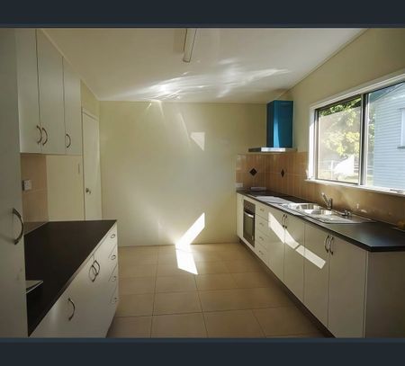 48 Glenmorgan Street, Keperra, Qld 4054 - Photo 4
