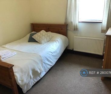 6 bedroom semi-detached house to rent - Photo 6