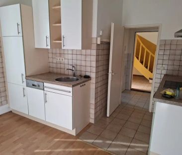 NEU - Zentrumsnahe 2-Zimmer-Wohnung mit Küchenblock im Hochparterre... - Photo 2