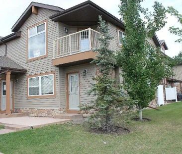 Two bedroom — 2 Bedrooms Townhouse - Photo 1