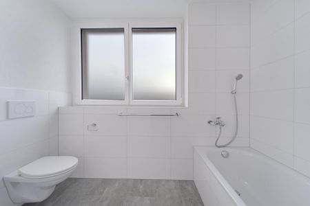 Gemütliche Wohnung im Zentrum von Root - Photo 4