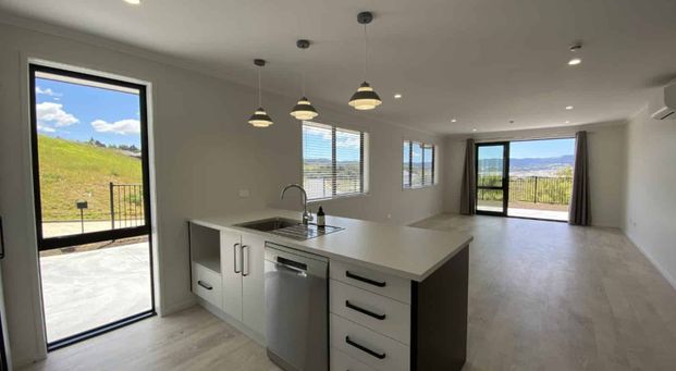 New build in Kotata Heights - Photo 1