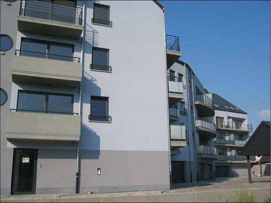 Appartement te huur - Photo 1