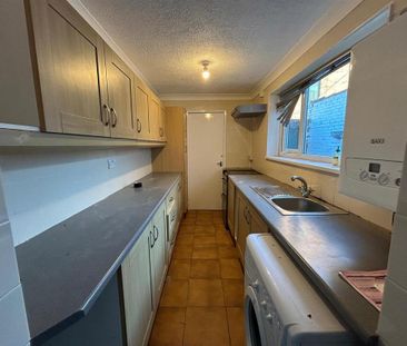 2 bedroom terraced house to rent - Photo 5