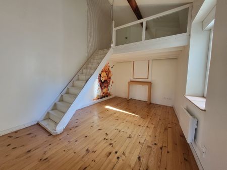 Location Maison 3 pièces 78m² NEUVILLE SUR SAONE 69250 - Photo 5
