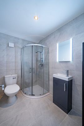 Room in a Shared House, Cranmore Road, BR1 - Photo 1