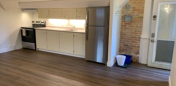 For Lease - 28 Arthur Street Unit# D, Guelph, Ontario - Photo 2