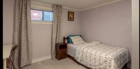 218 Fairglen Avenue #lower l , - Photo 2