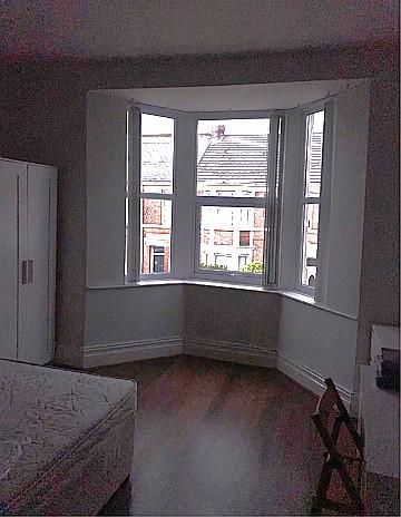 3 bedroom flat to rent - Photo 2