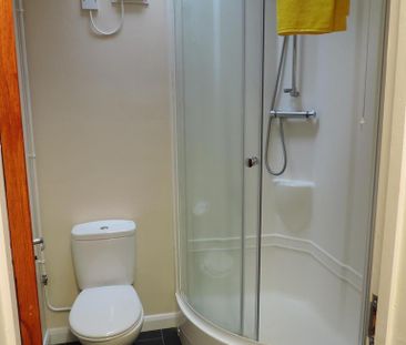 5 bedroom house to rent - Photo 2