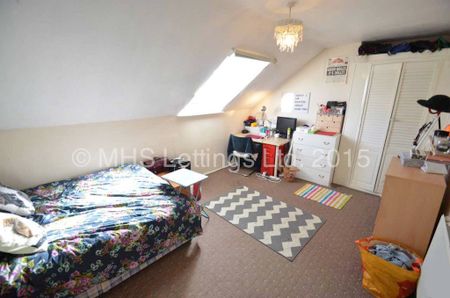 5 Bedroom Mid Terraced House for rent in Norwood Terrace - Photo 2