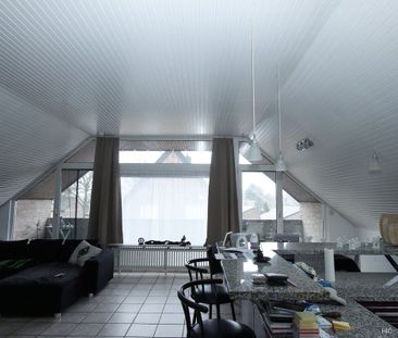 Nettetal-Lobberich: 2,5 Zimmer Dachgeschosswohnung mit ca. 90 m² Wo... - Photo 1
