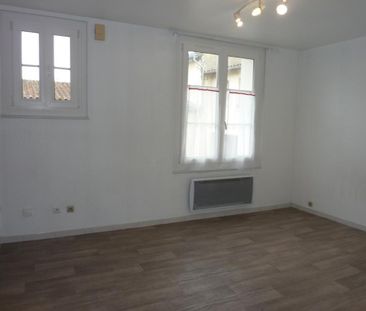 Location Appartement 1 pièce 18m² POITIERS 86000 - Photo 2