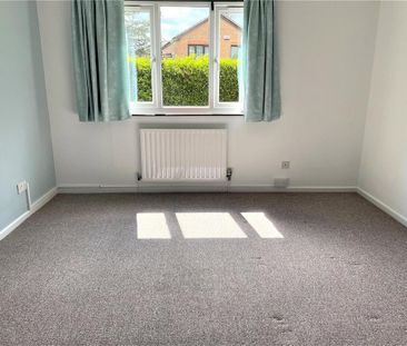 4 bedroom detached house to rent - Photo 4