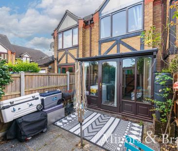 2 bedroom terraced house to rent - Photo 4