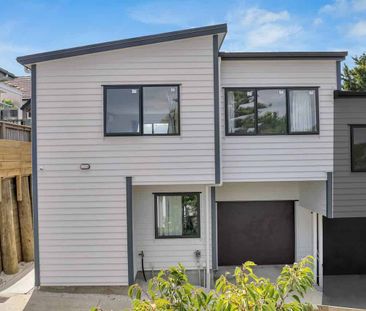 Modern 3BR Townhouse in Mangere Bridge - Photo 4