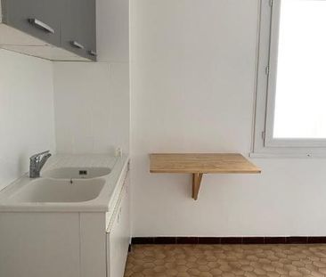 Location Appartement 3 pièces 68m² GUILHERAND GRANGES 07500 - Photo 1