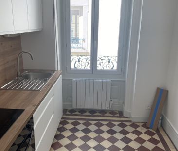 Location Appartement 4 pièces 101m² VILLEFRANCHE SUR SAONE 69400 - Photo 4