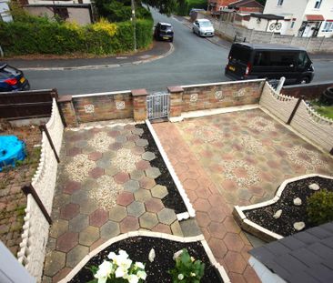 3 bedroom terraced house to rent - Photo 3