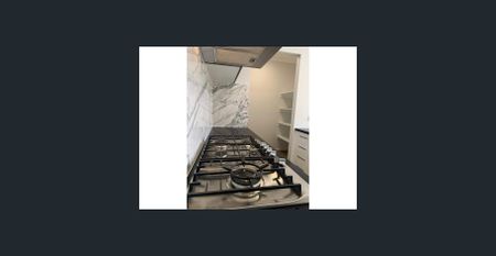 Beautiful Family Home! - Photo 2