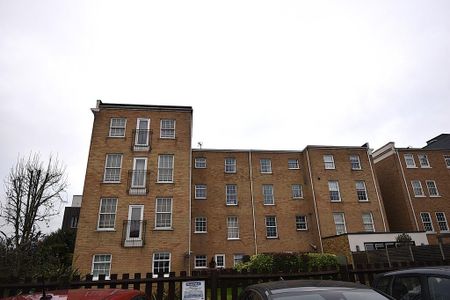 1 bedroom flat to rent - Photo 4