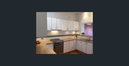 CHARMING CHARACTER HOME WITH A VIEW - Photo 4